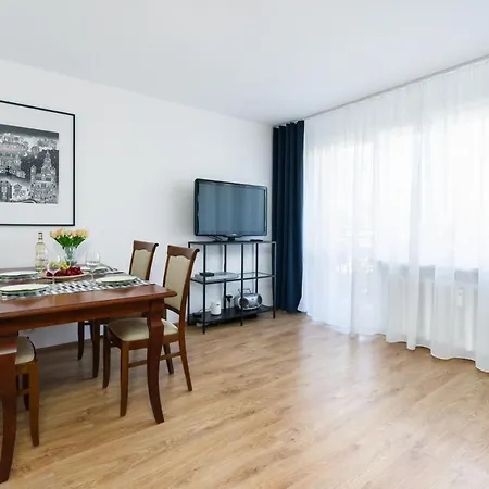 Apartment Poznanski Apartament By Renters Posen
